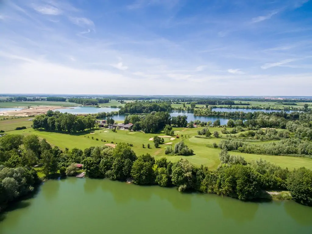 Luftaufnahme des Golfclubs Dillingen an der Donau